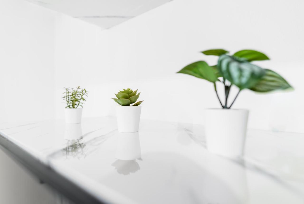 Apartamento Center 8'minutes! Free Wi-fi & Netflix 'simona's Retreat' By Tilo *