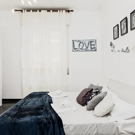 City Center 8'Minutes! Free Wi-Fi & Netflix 'Simona'S Retreat' By Tilo Genova Esterno foto